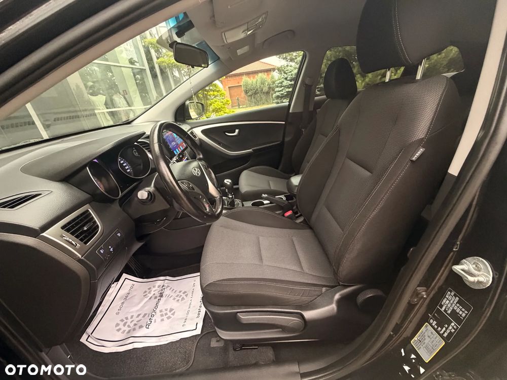 Hyundai i30 - 35