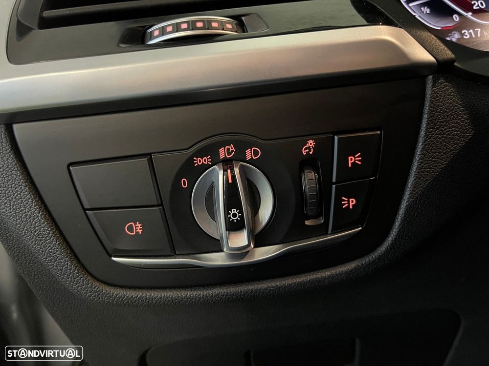 BMW X3 30 e xDrive - 44