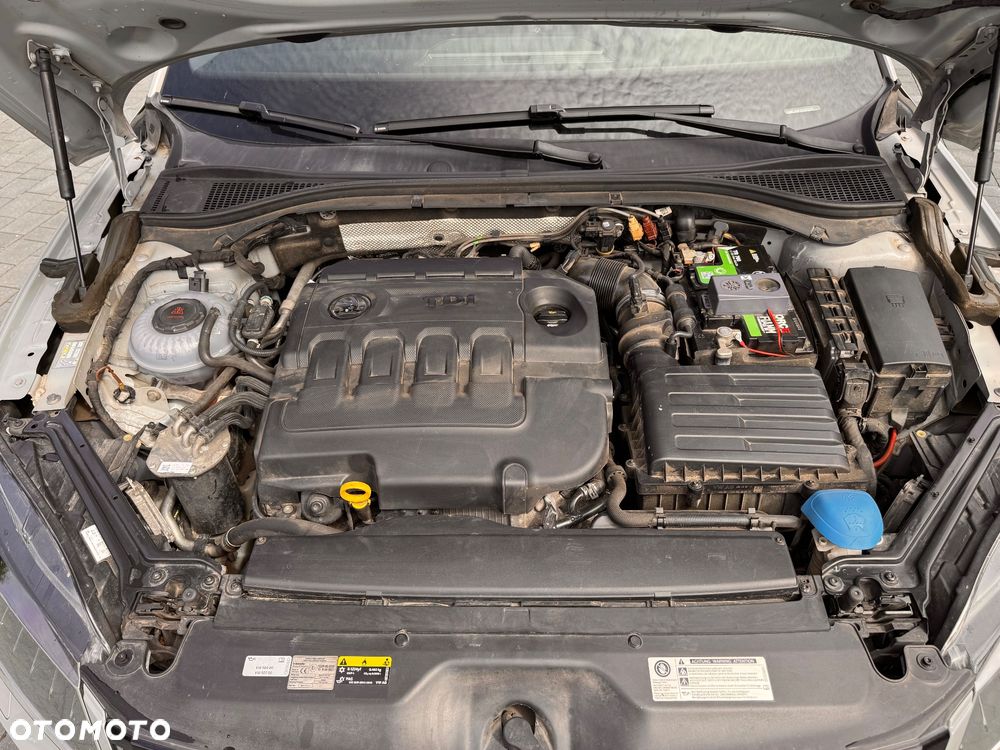 Skoda Superb 2.0 TDI 4x4 Sportline DSG - 19
