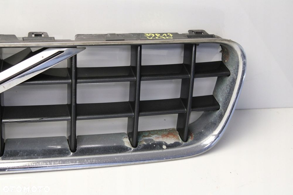 volvo c70 ii cabrio 06r- grill atrapa chłodnicy - 4