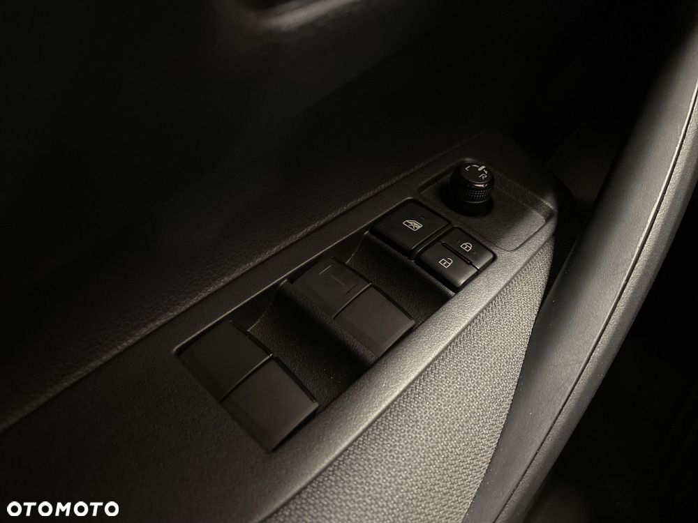Toyota Corolla - 21