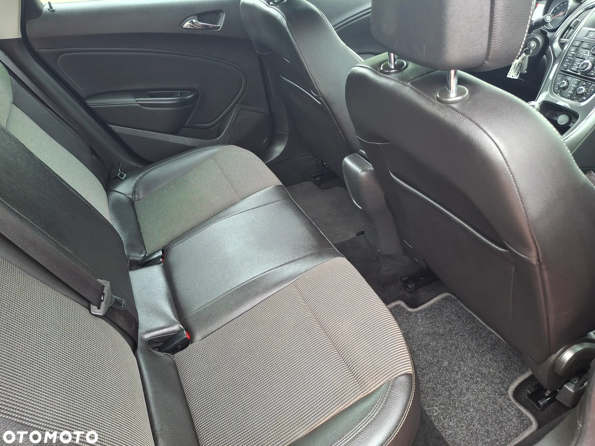 Opel Astra - 12