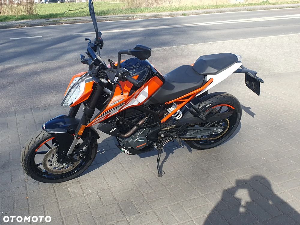 KTM Duke 125 - 35