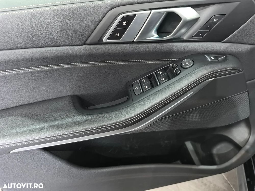 BMW X5 xDrive40i - 8