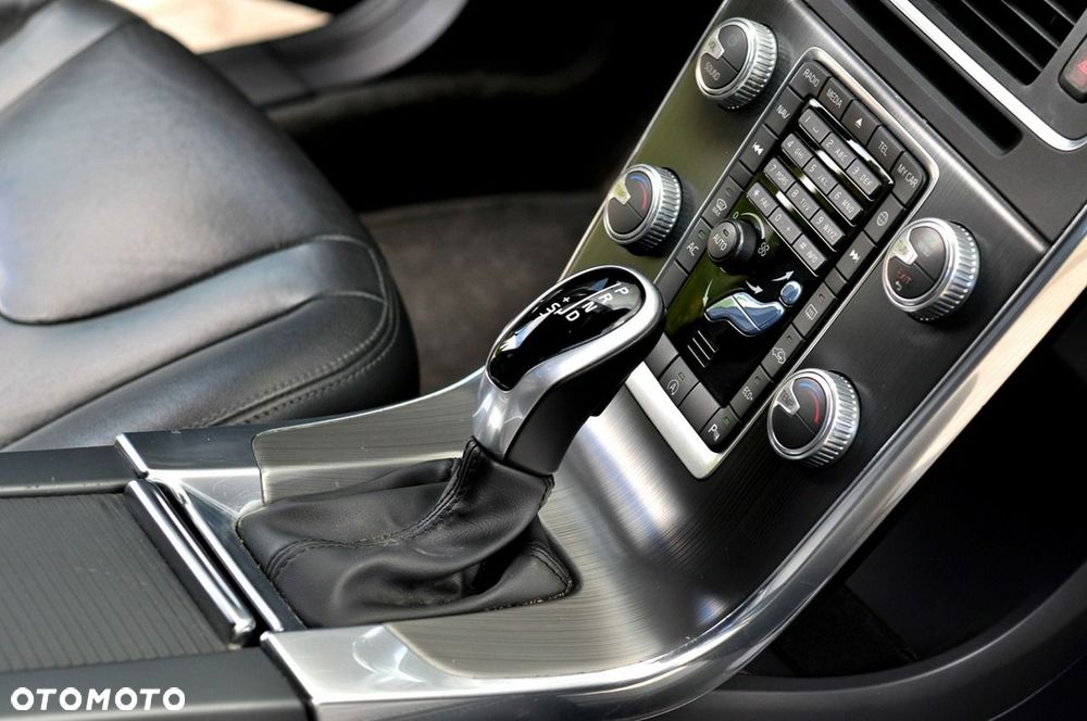 Volvo S60 D2 Drive-E Momentum - 15