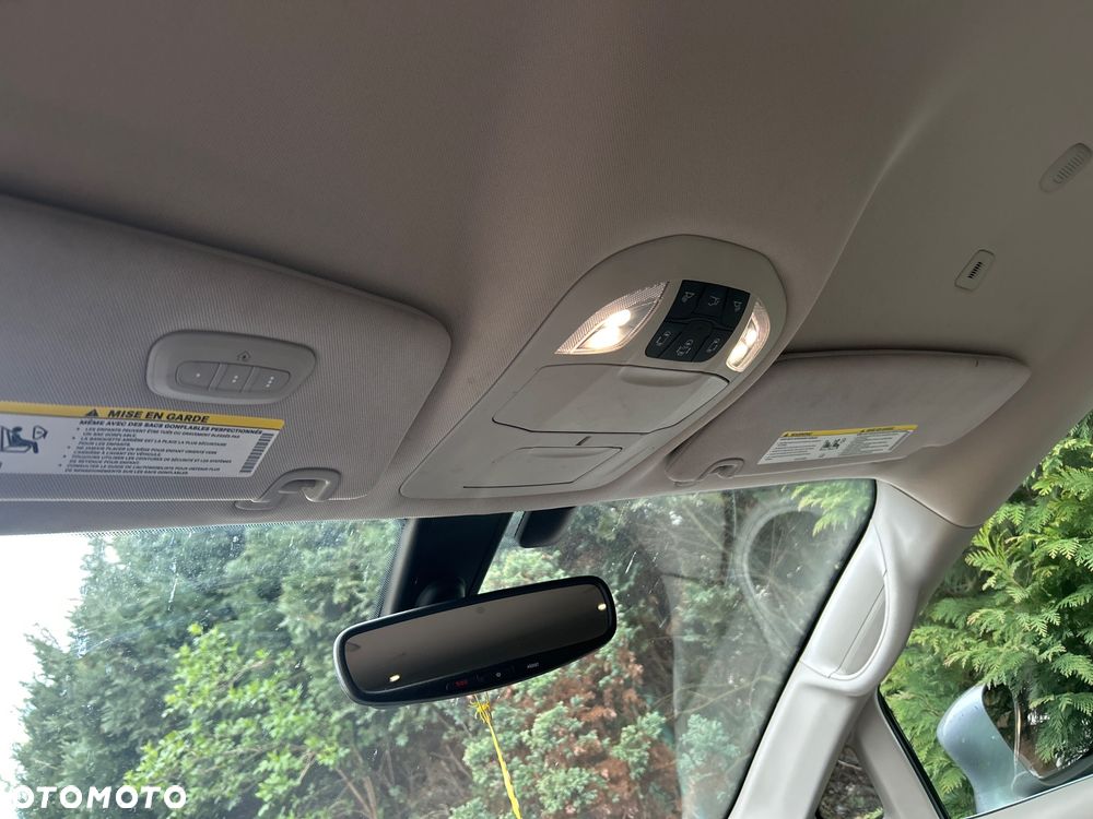 Chrysler Pacifica - 14