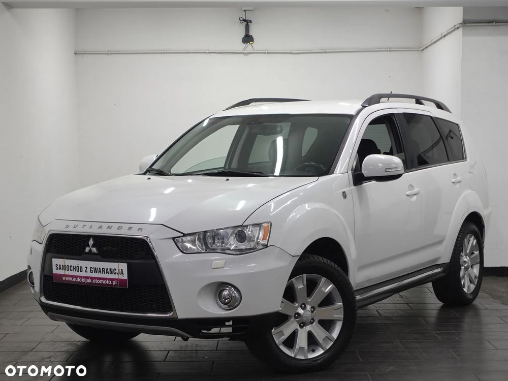 Mitsubishi Outlander - 12