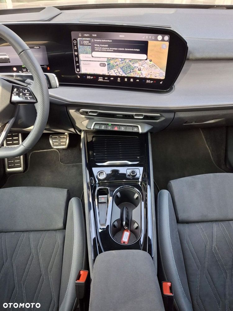 Audi Q3 Sportback - 28