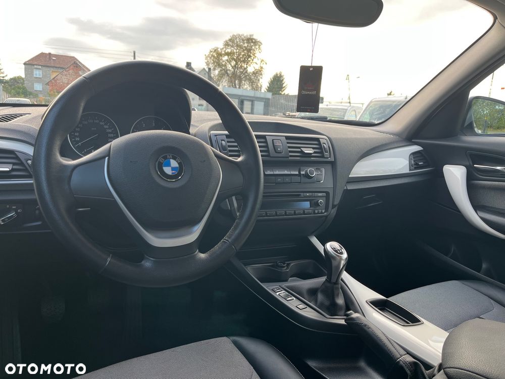 BMW Seria 1 120d xDrive - 7