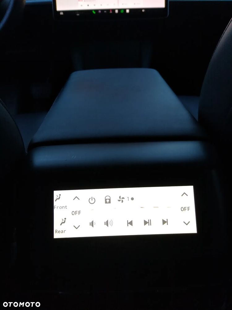 Tesla Model 3 Standard Range Plus - 8