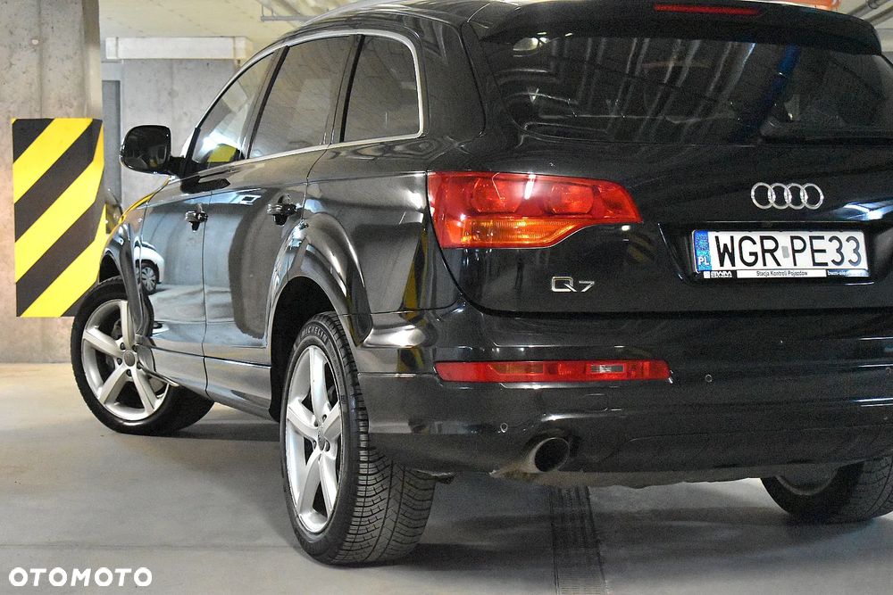 Audi Q7 - 7