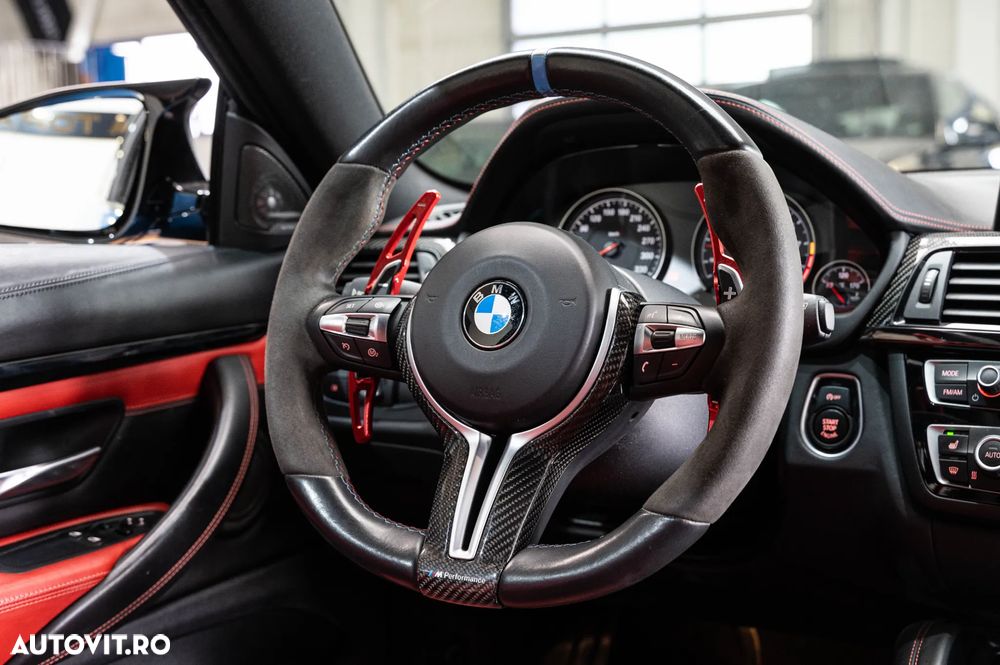 BMW M4 Coupe DKG - 34