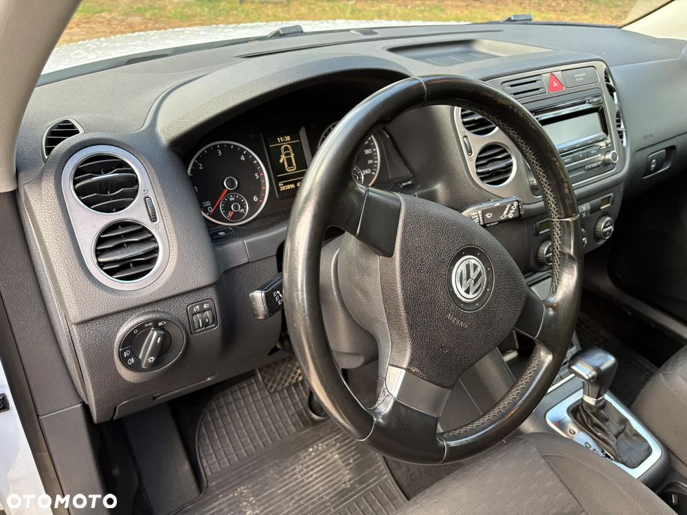 Volkswagen Tiguan - 6