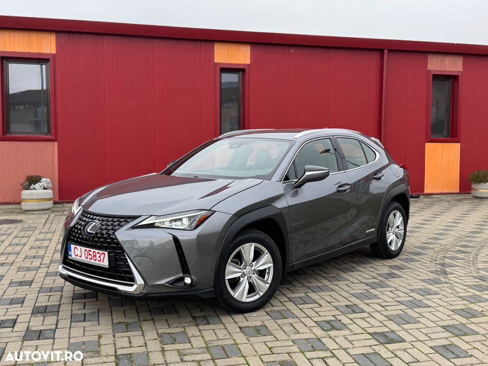 Lexus UX 250h FWD Business - 2