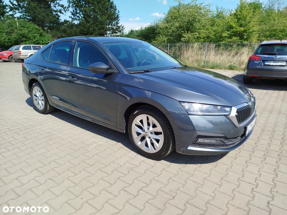 Skoda Octavia 1.5 TSI ACT Ambition - 4