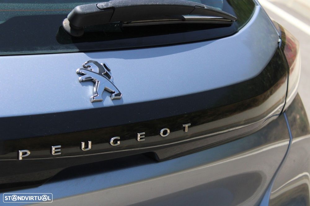 Peugeot e-208 50 kWh Allure - 15