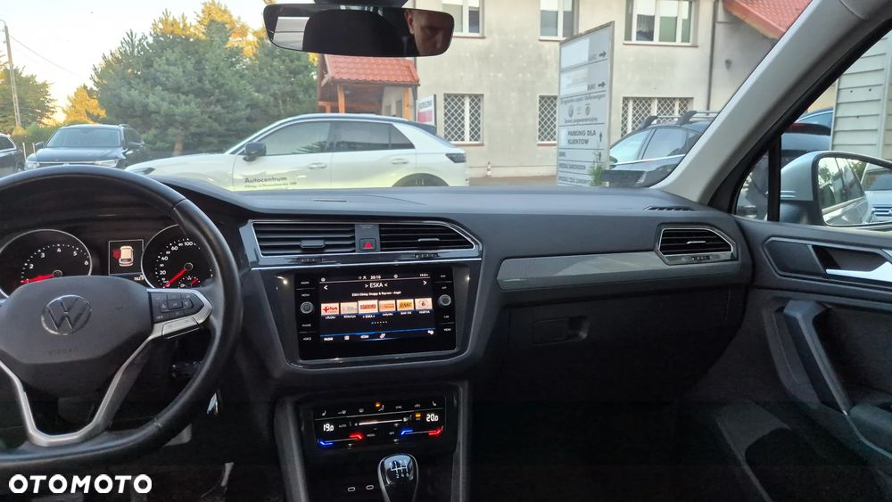 Volkswagen Tiguan 1.5 TSI EVO Comfortline - 27