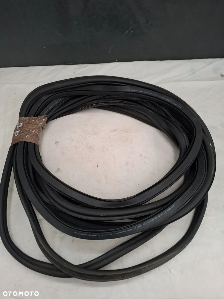 AUDI Q2 USZCZELKA DRZWI PRAWE LEWE PRZEDNIE TYL - 1