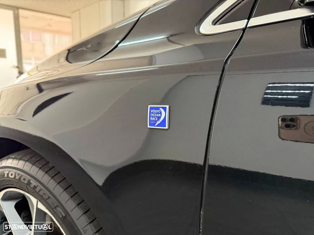 Volvo V40 Cross Country - 15