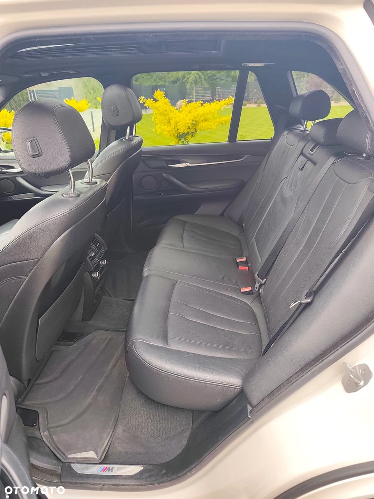 BMW X5 3.5i xDrive - 16
