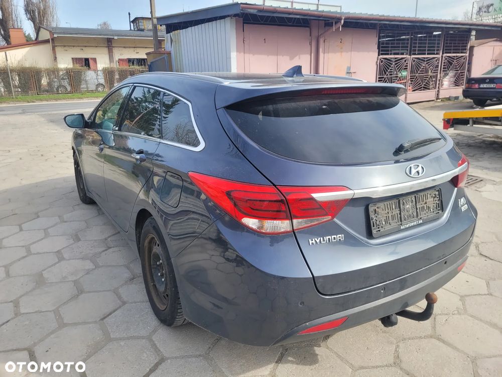Hyundai i40 Kombi blue 1.7 CRDi DCT Premium - 8