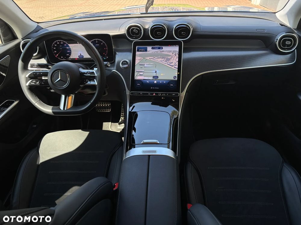 Mercedes-Benz GLC - 24
