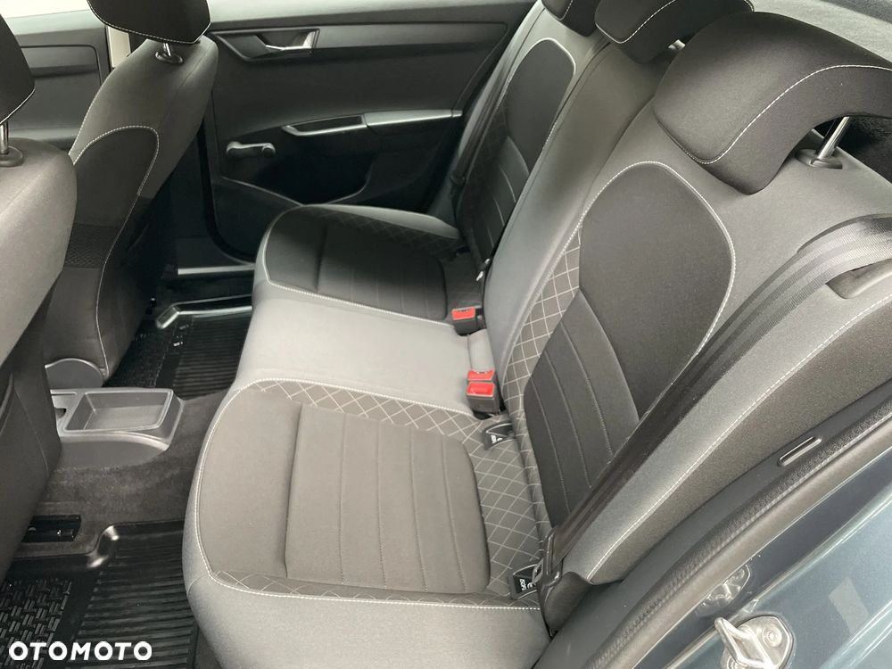 Skoda Fabia 1.0 Ambition - 17