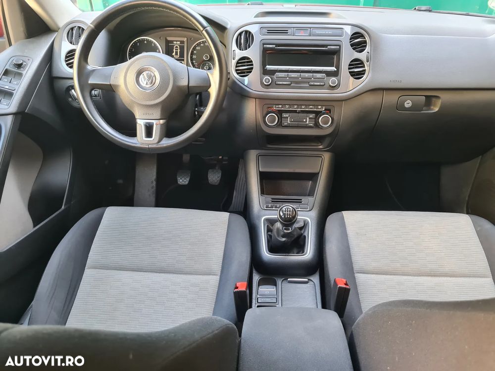 Volkswagen Tiguan - 5