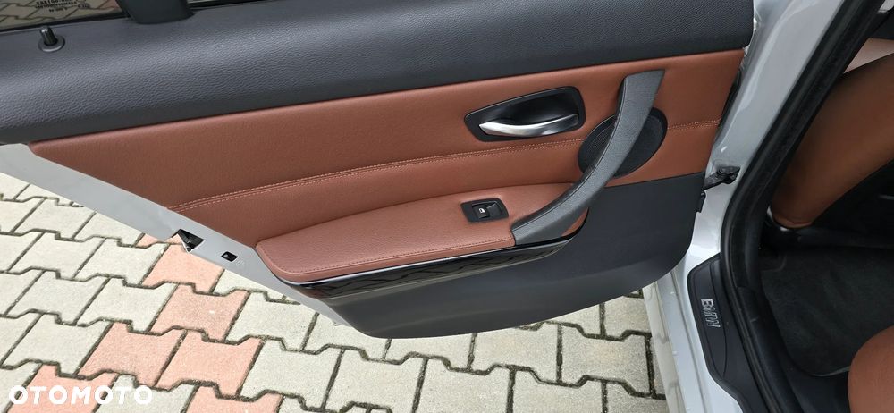 BMW Seria 3 - 14