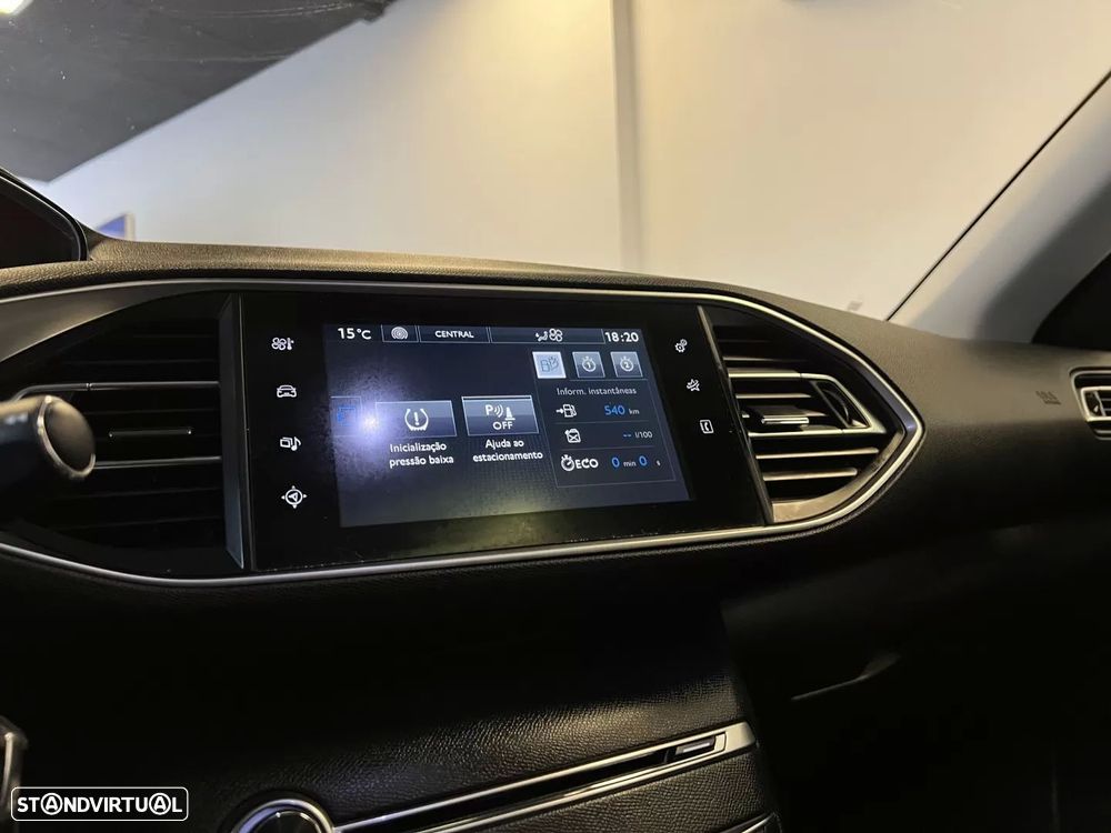 Peugeot 308 SW 1.6 BlueHDi Allure - 27