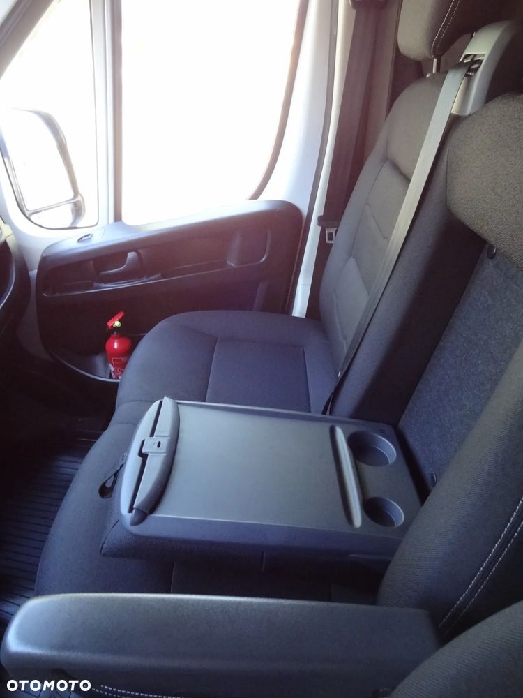 Fiat Ducato 8 MAXI L4H3 180KM 2023r - 9