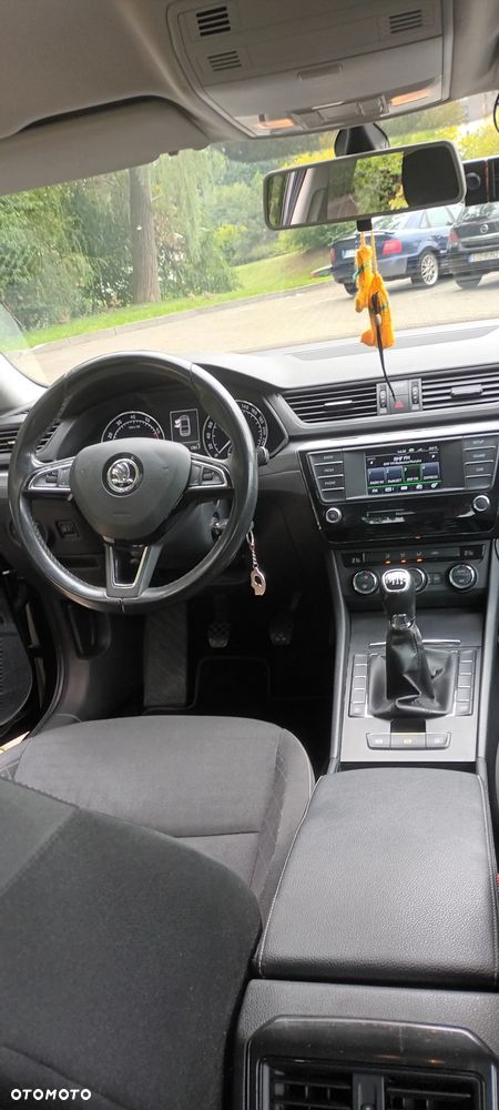 Skoda Superb 1.4 TSI ACT Active - 6