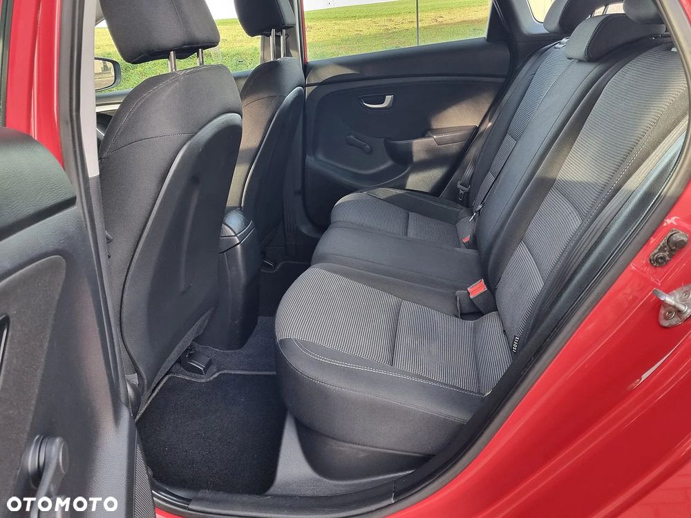 Hyundai i30 1.4 Classic - 16