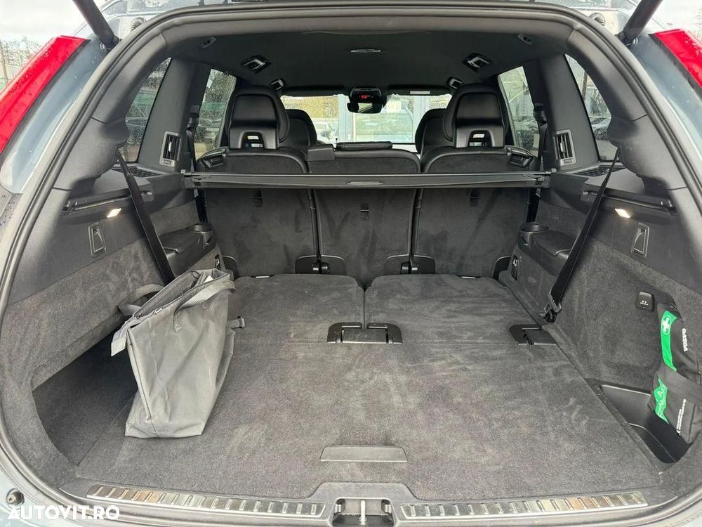 Volvo XC 90 T8 Twin Engine AWD R-Design - 38