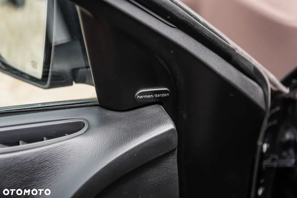 Lancia Thema 3.6 Executive AWD - 18