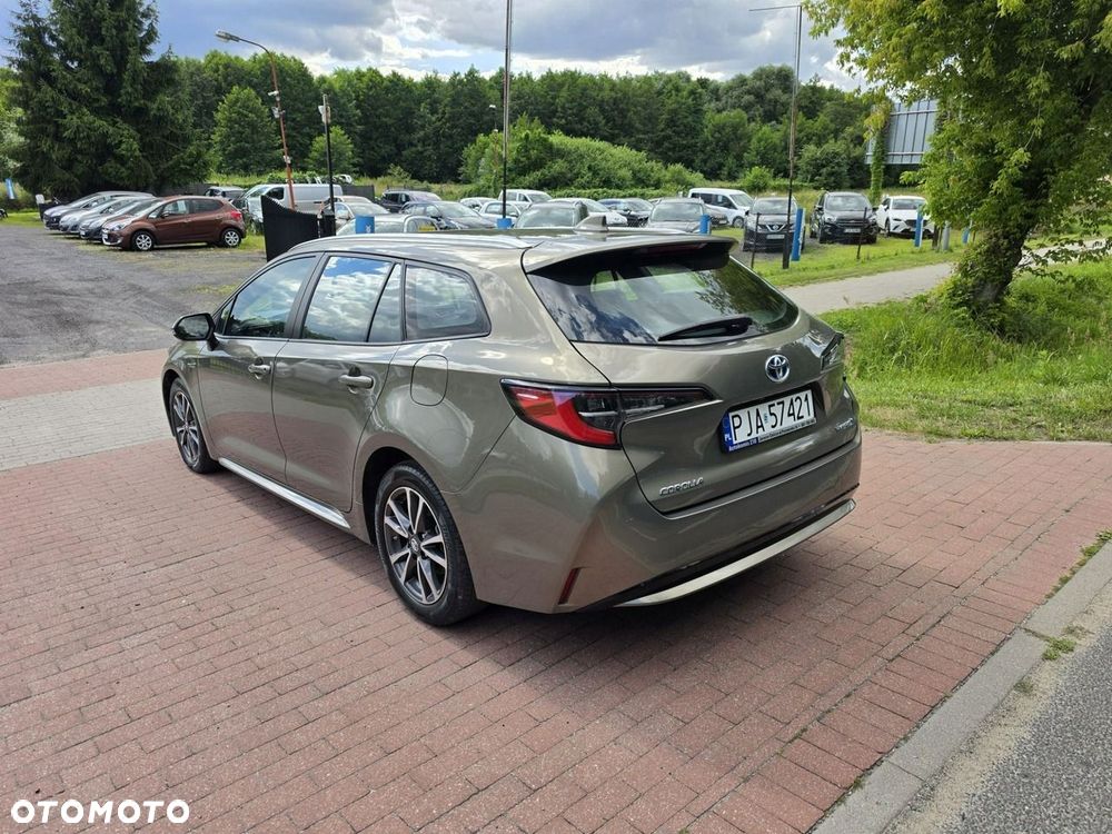 Toyota Corolla - 4