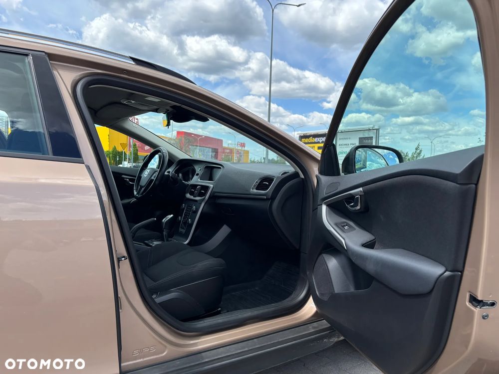 Volvo V40 D2 Kinetic - 10