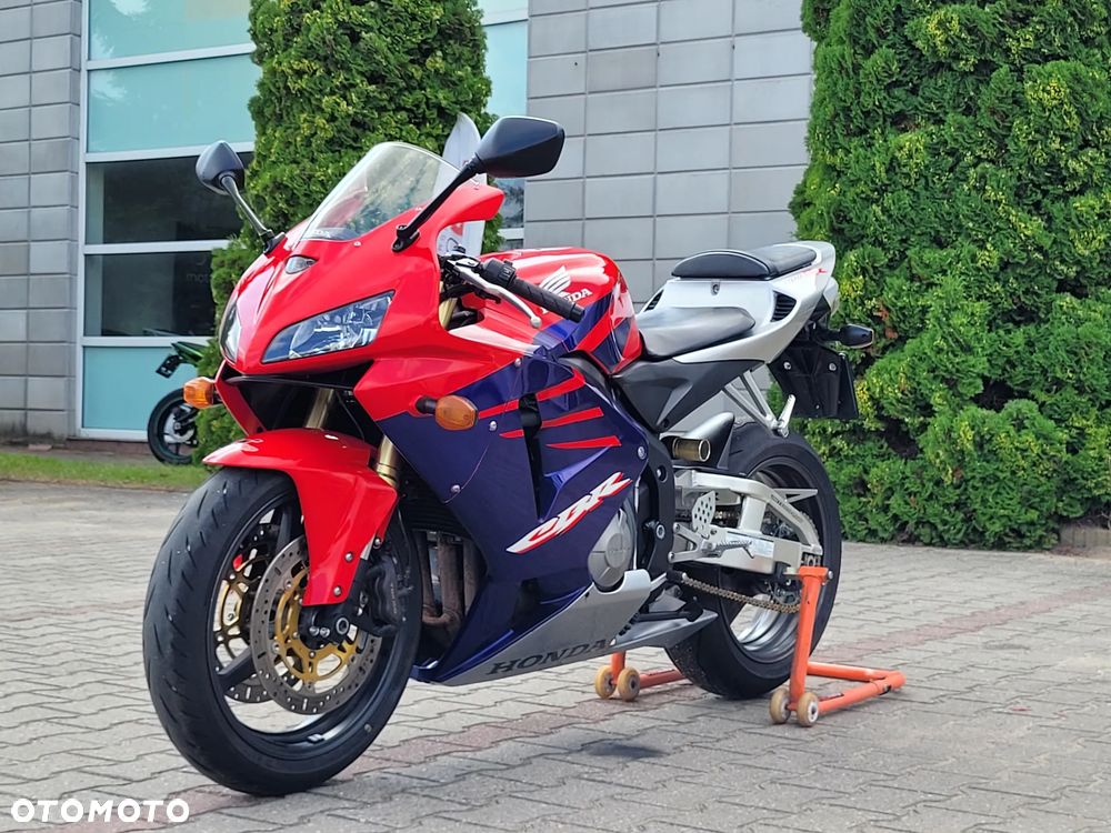 Honda CBR - 13