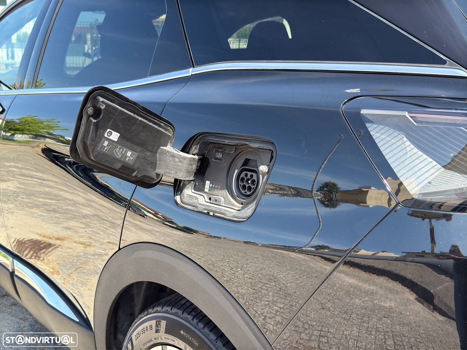 Peugeot 3008 1.6 Hybrid GT Line e-EAT8 - 18
