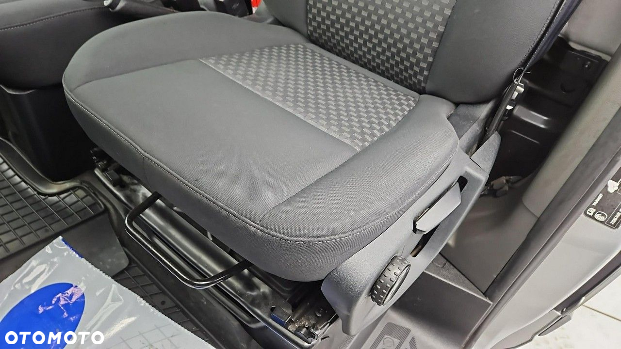 Ford Transit Custom - 12
