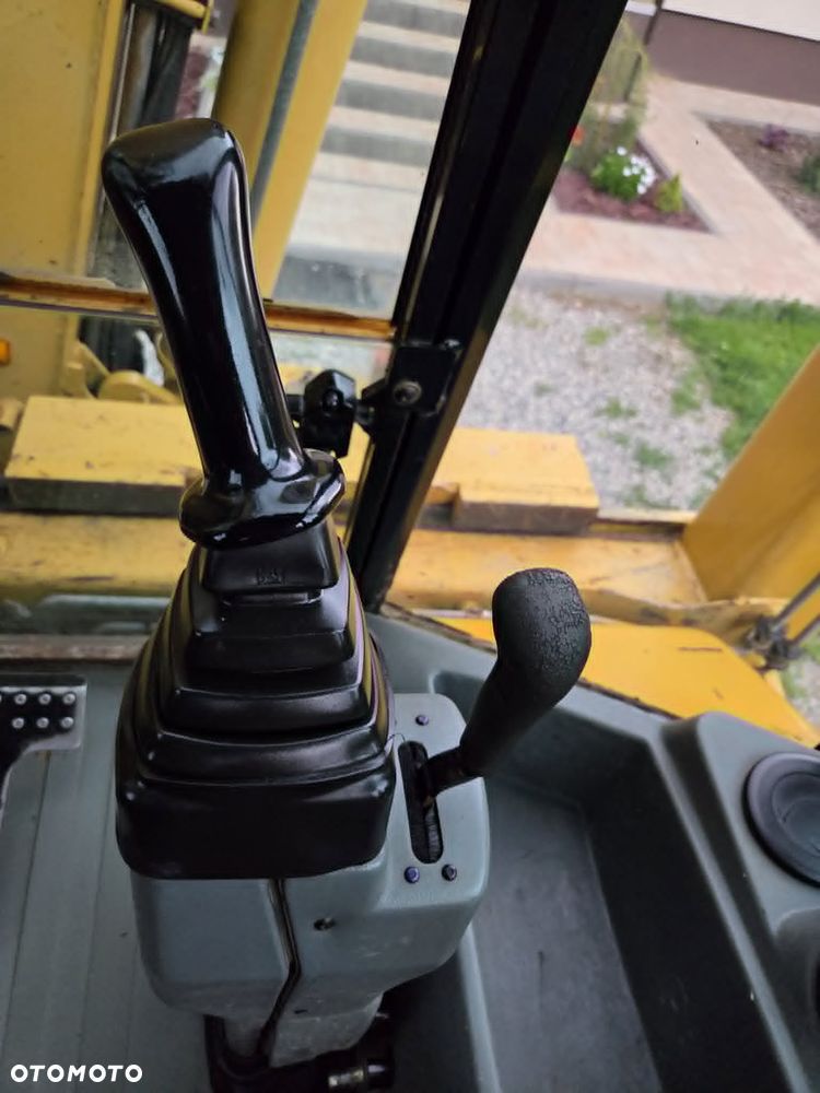 Caterpillar 432D - 25