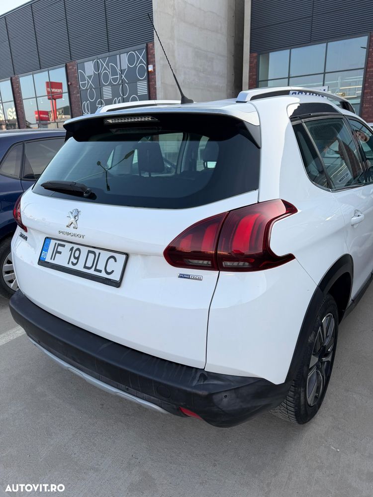 Peugeot 2008 1.2 PureTech Turbo EAT6 S&S Allure - 13