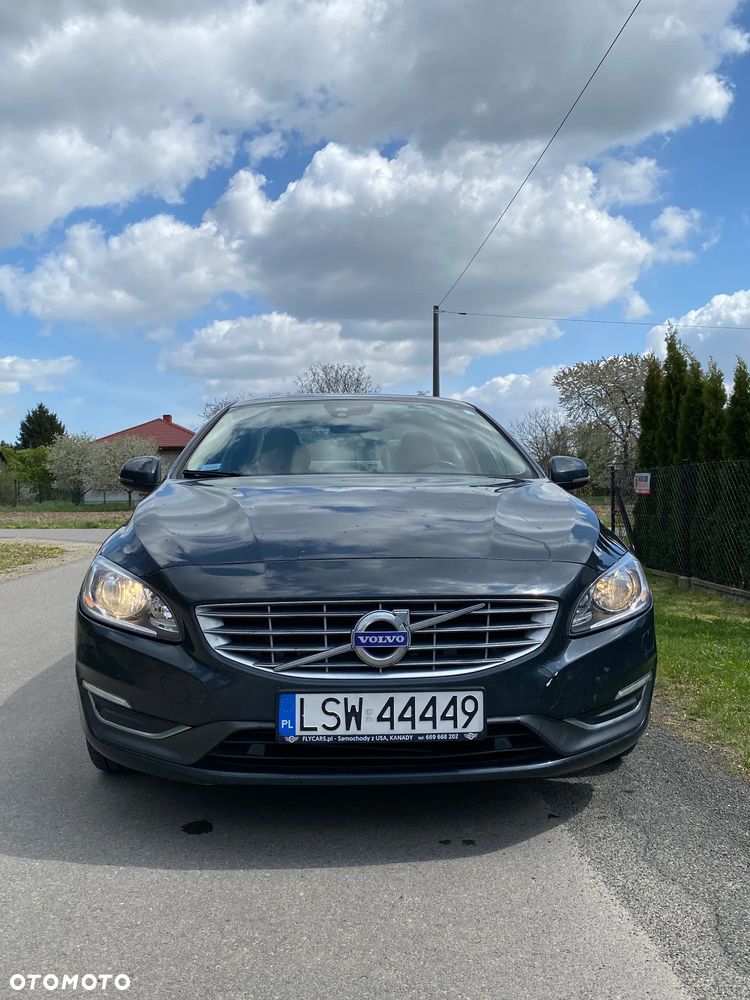 Volvo S60 2.5 T5 - 8