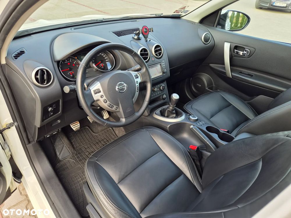 Nissan Qashqai 2.0 4x4 Tekna Premium - 15