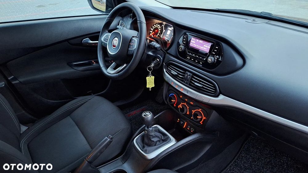 Fiat Tipo 1.4 16V More - 23
