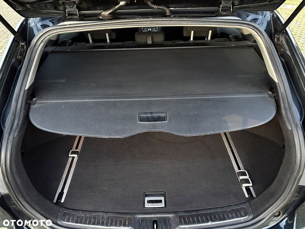 Toyota Avensis - 18