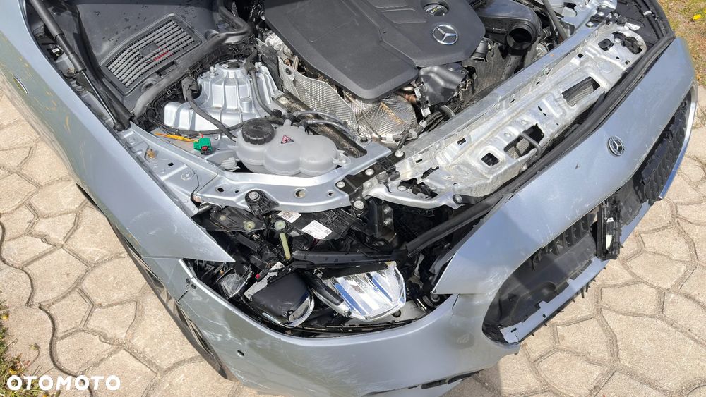 Mercedes-Benz Klasa C 300 de PHEV 4-Matic Avantgarde - 11