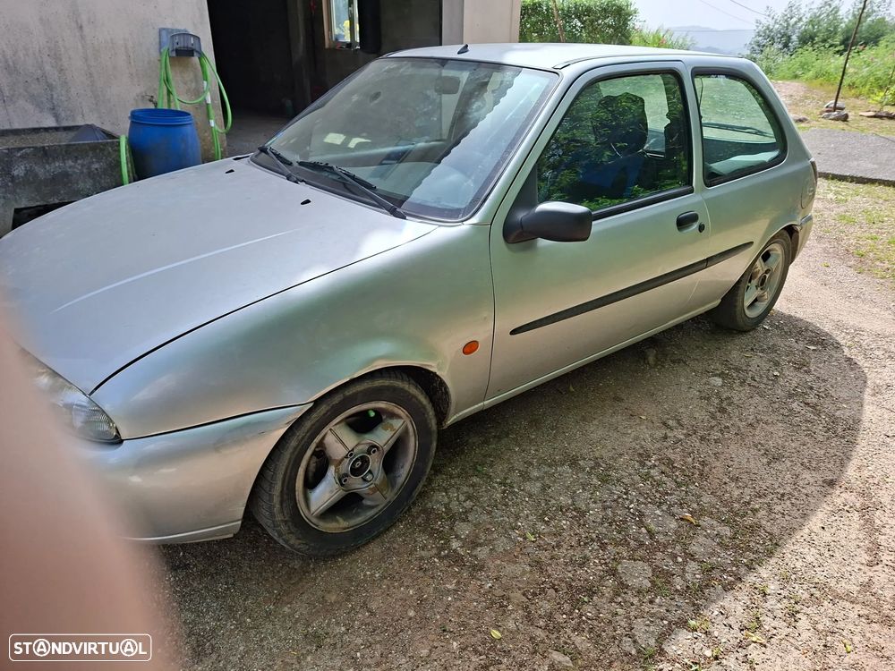 Ford Fiesta 1.8 TDdi Studio - 3