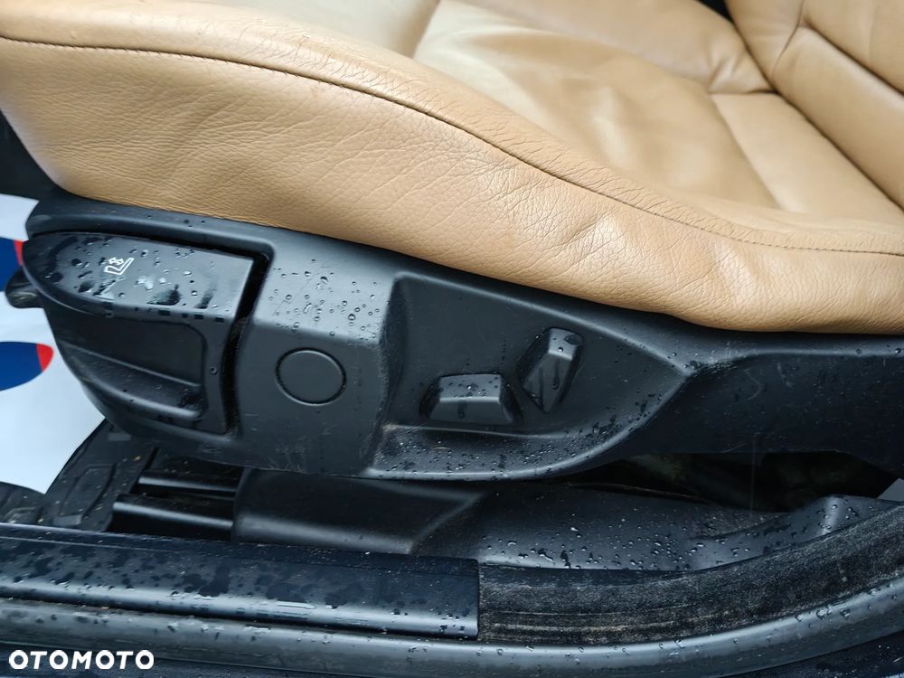 BMW Seria 5 520d Edition Exclusive - 32