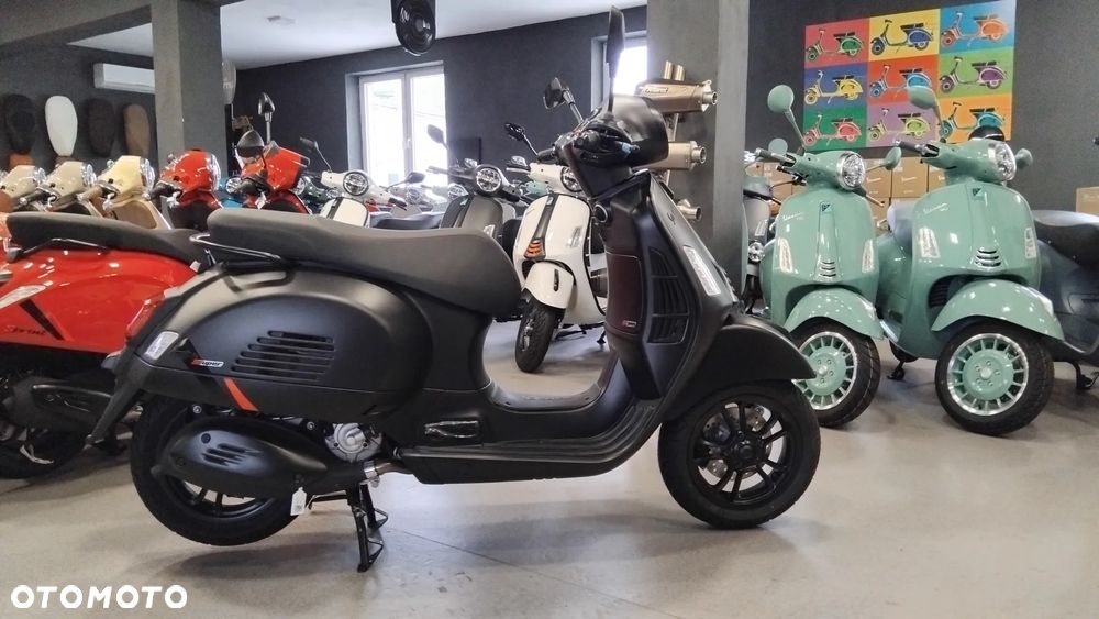 Vespa GTS - 2